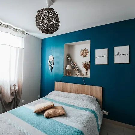T3 Cosy Et Lumineux Avec Garage A 2 Pas Du Centre ! Apartment Nimes Exterior photo